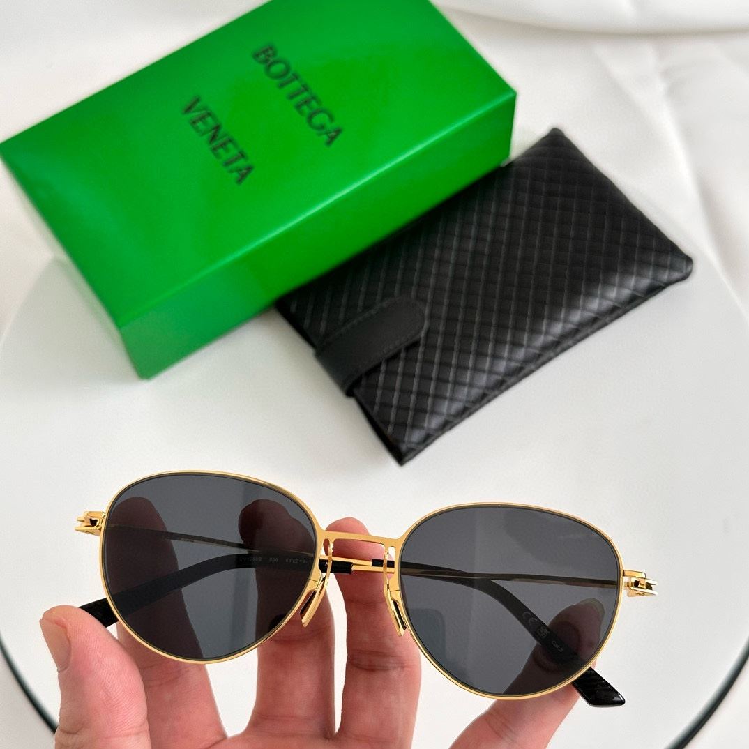 Bottega Veneta Sunglasses